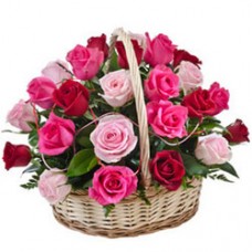 Love 15 Pink N Red Roses Basket